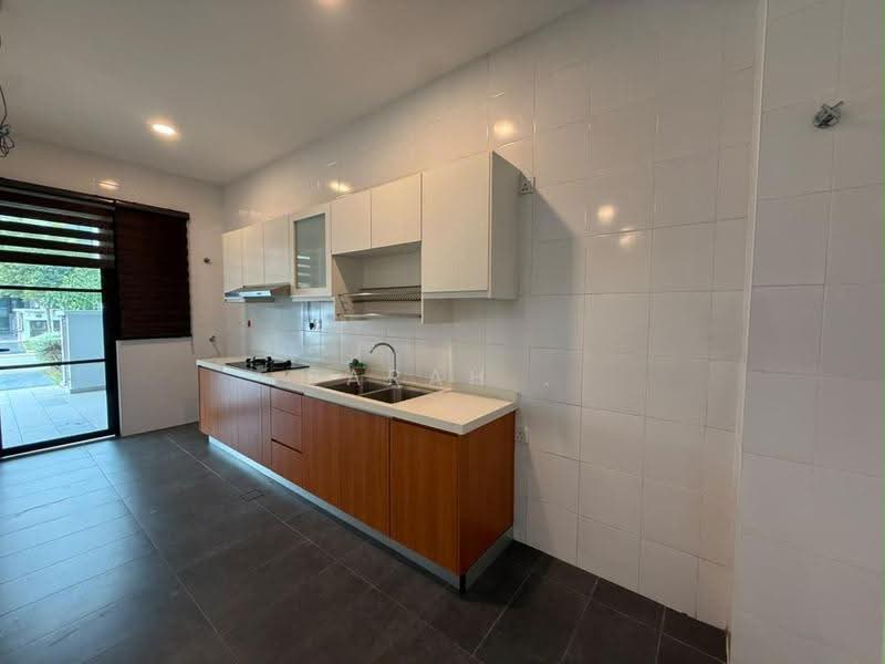 2-storey Terraced House for Rent in Setia Eco Glades (Cyberjaya) - Sarah . - Kitchen - PropertyGuru.com.my