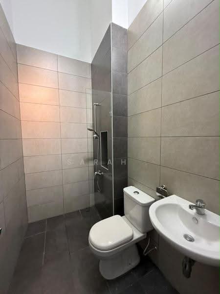 2-storey Terraced House for Rent in Setia Eco Glades (Cyberjaya) - Sarah . - Bathroom - PropertyGuru.com.my