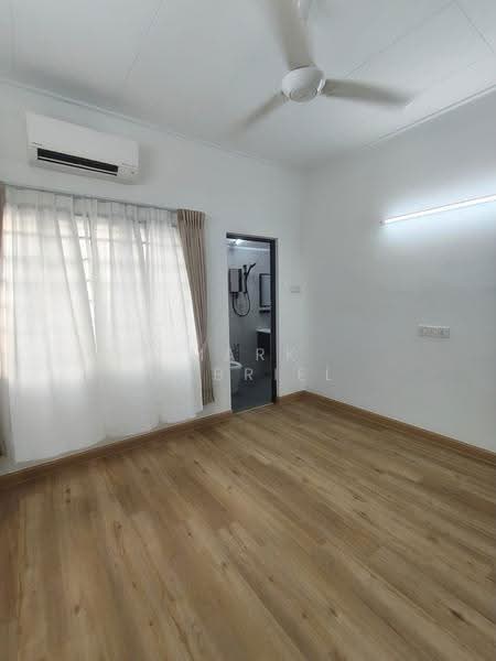 Rumah Teres 2-Tingkat untuk Disewa di SS19 (Subang Jaya) - Mark Gabriel - Bathroom - PropertyGuru.com.my