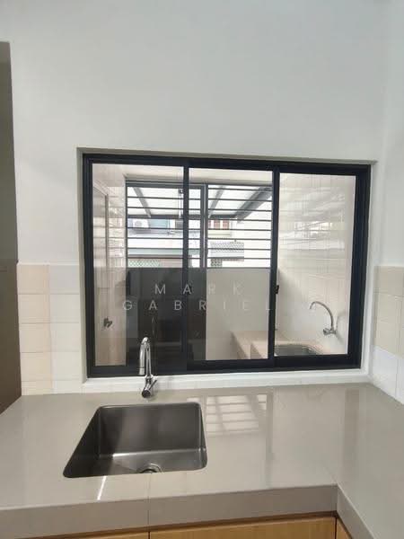 Rumah Teres 2-Tingkat untuk Disewa di SS19 (Subang Jaya) - Mark Gabriel - Kitchen - PropertyGuru.com.my