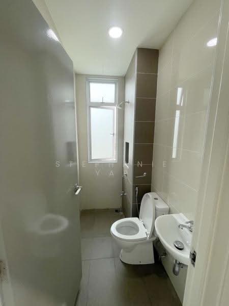 Apartment for Rent at D'Lagoon Luxury Apartment - Stephanie Yap - Bathroom - PropertyGuru.com.my