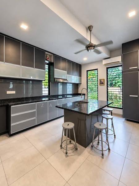 Rumah Banglo untuk Dijual di Taman Ampang Utama (Ampang) - Adzura Zamedin - PropertyGuru.com.my