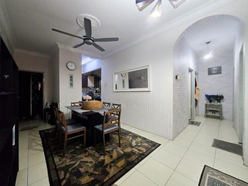 Apartment for Sale at Mesra Villa - Abid Sabarudin - Dining Room - PropertyGuru.com.my