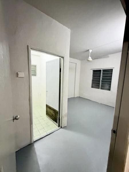 Apartment for Sale at Taman Terubong Indah (Phase 2) - Chloe Ang - Bathroom - PropertyGuru.com.my