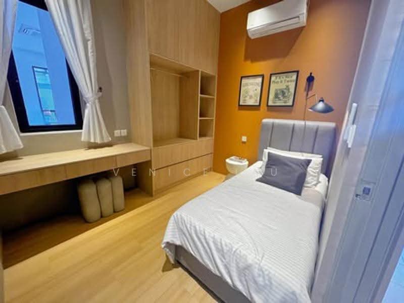 Pangsapuri untuk Dijual di Kayana Heights @ Ayuria Place, Alamesra - Venice Lau - Bedroom - PropertyGuru.com.my