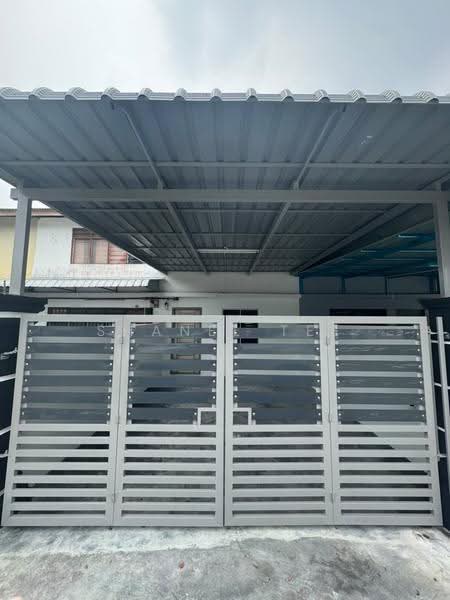 Rumah Teres 2-Tingkat untuk Dijual di Simpang Renggam (Johor) - Shanel Tee - PropertyGuru.com.my