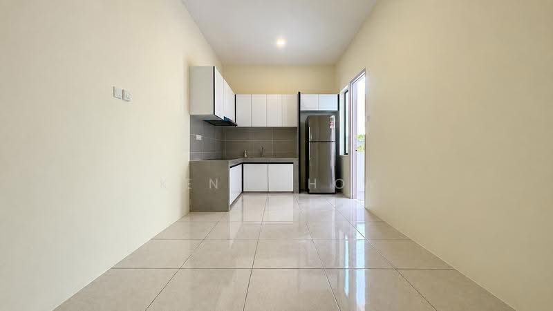 Rumah Bandar untuk Disewa di Ipoh (Perak) - Kent Chow - Kitchen - PropertyGuru.com.my