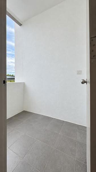 Rumah Bandar untuk Disewa di Ipoh (Perak) - Kent Chow - Balcony - PropertyGuru.com.my
