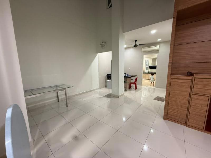 2.5-storey Terraced House for Sale in Bandar Bukit Raja (Klang) - Ethan Ting - Living Room - PropertyGuru.com.my