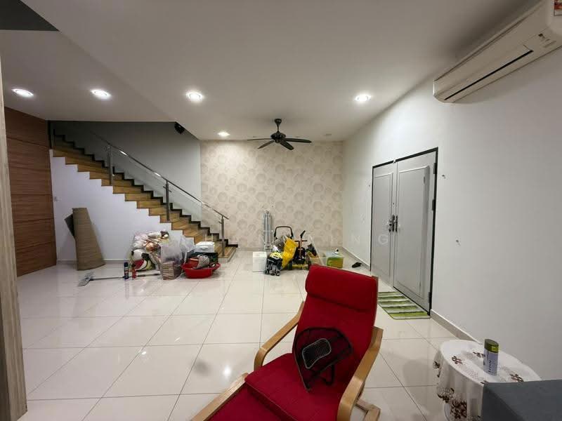 2.5-storey Terraced House for Sale in Bandar Bukit Raja (Klang) - Ethan Ting - Living Room - PropertyGuru.com.my