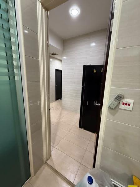 2.5-storey Terraced House for Sale in Bandar Bukit Raja (Klang) - Ethan Ting - Corridor - PropertyGuru.com.my
