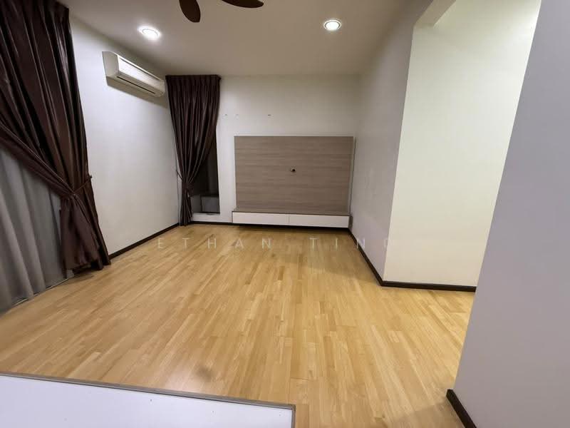 2.5-storey Terraced House for Sale in Bandar Bukit Raja (Klang) - Ethan Ting - Living Room - PropertyGuru.com.my