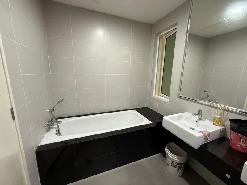 2.5-storey Terraced House for Sale in Bandar Bukit Raja (Klang) - Ethan Ting - Bathroom - PropertyGuru.com.my