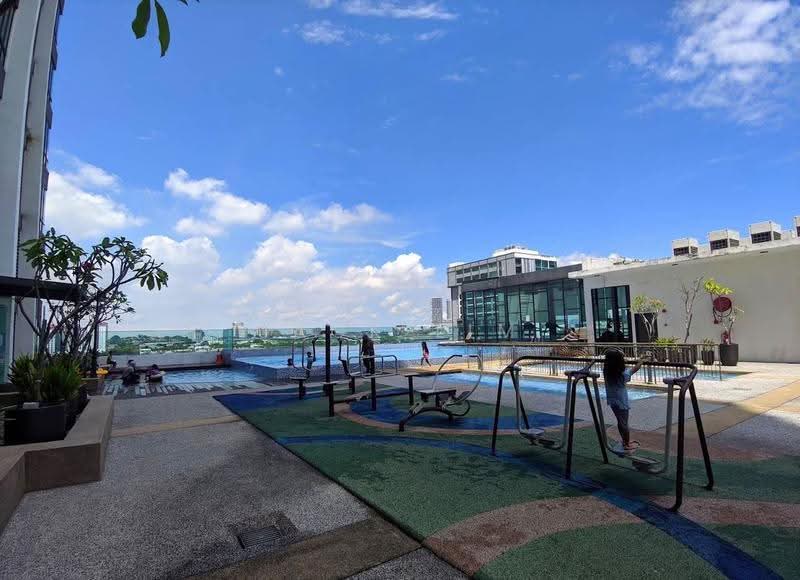 Kediaman Servis untuk Dijual di Suria Jaya - Jack Lim - Pool - PropertyGuru.com.my