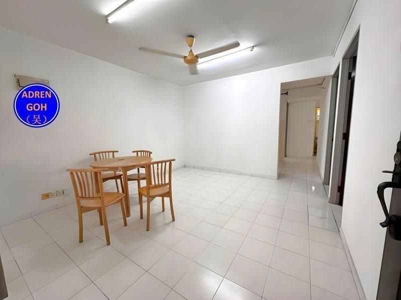 Flat for Rent at Taman Lip Sin Block 1, 3 & 5 - Adren Goh - Dining Room - PropertyGuru.com.my