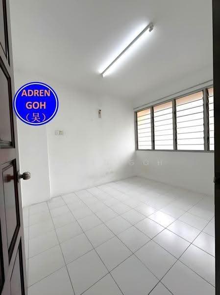 Flat for Rent at Taman Lip Sin Block 1, 3 & 5 - Adren Goh - Interior - PropertyGuru.com.my