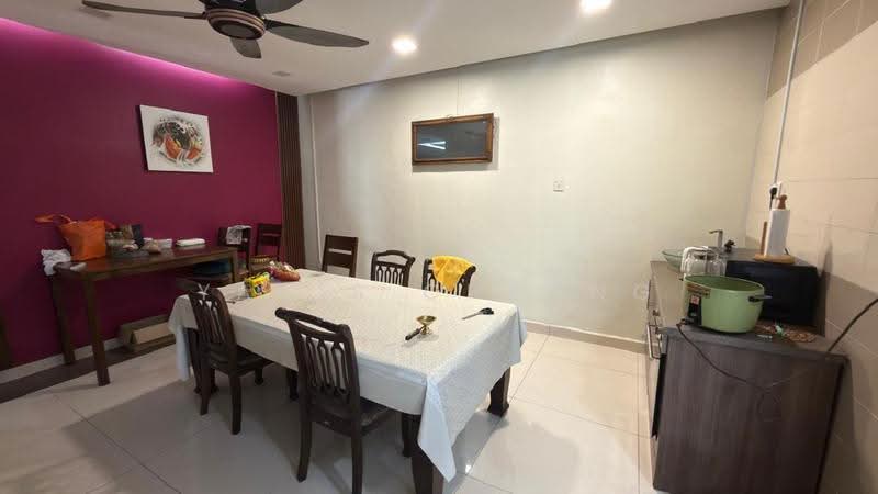 Semi-Detached House for Sale in Jalan Ipoh (Kuala Lumpur) - Yanis Cheong - Dining Room - PropertyGuru.com.my