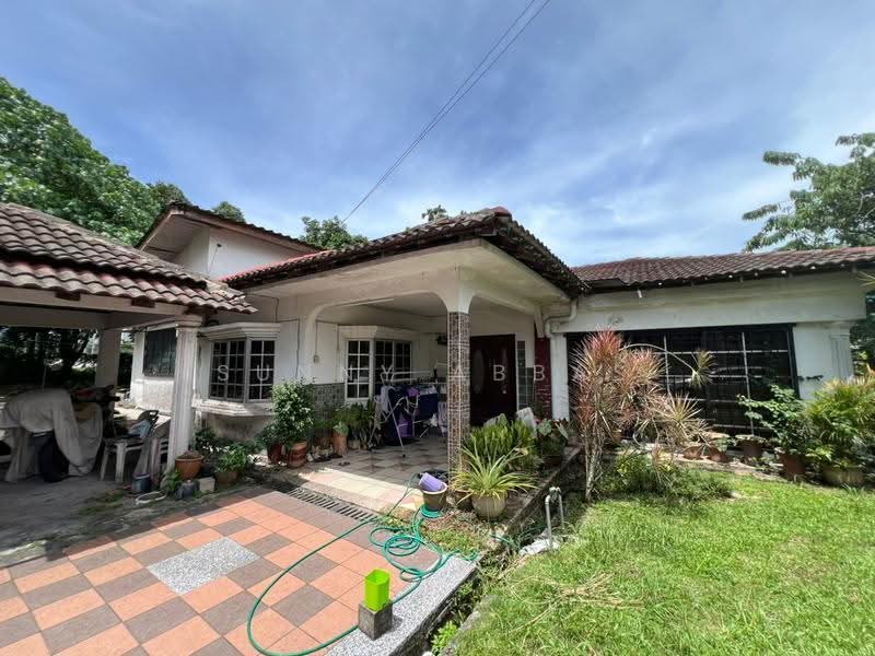 Bungalow House for Sale in Batu Muda (Batu) - Sunny Abbas - Exterior - PropertyGuru.com.my