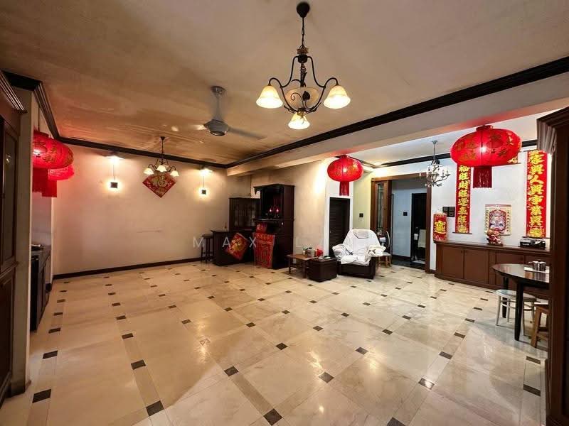 Semi-Detached House for Sale in Taman Pelangi (Johor Bahru) - Max Lam - Living Room - PropertyGuru.com.my