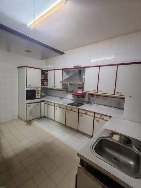 Semi-Detached House for Sale in Taman Pelangi (Johor Bahru) - Max Lam - PropertyGuru.com.my