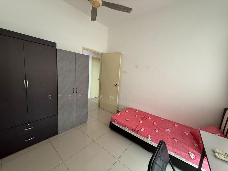Pangsapuri untuk Disewa di D'Rich Executive Suites - Stephanie Yap - Bedroom - PropertyGuru.com.my