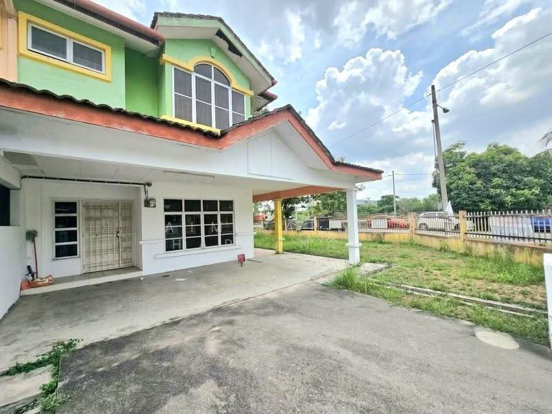 Rumah Teres 2-Tingkat untuk Dijual di Taman Pelangi Semenyih (Semenyih) - AimiRahim Hartanah - Exterior - PropertyGuru.com.my