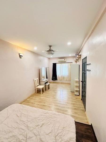 Flat for Rent at Juru Setia - May Choo - Bedroom - PropertyGuru.com.my