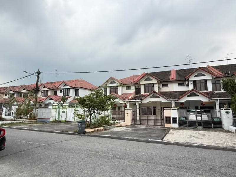 2-storey Terraced House for Sale in Taman Perling (Perling) - Jeff Ang - Exterior - PropertyGuru.com.my