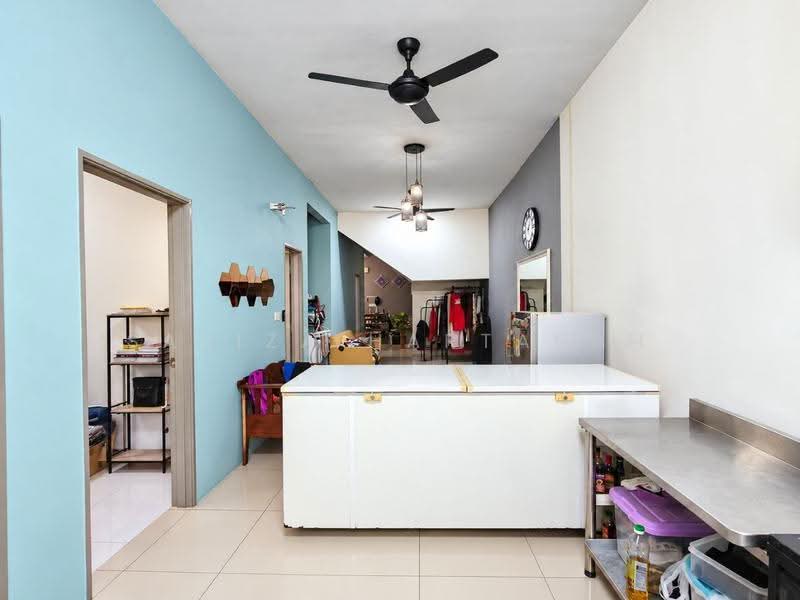Rumah Bandar untuk Dijual di Kuala Selangor (Selangor) - Sariza Hartanah - Interior - PropertyGuru.com.my