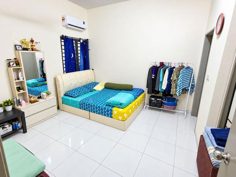 Rumah Bandar untuk Dijual di Kuala Selangor (Selangor) - Sariza Hartanah - Bedroom - PropertyGuru.com.my