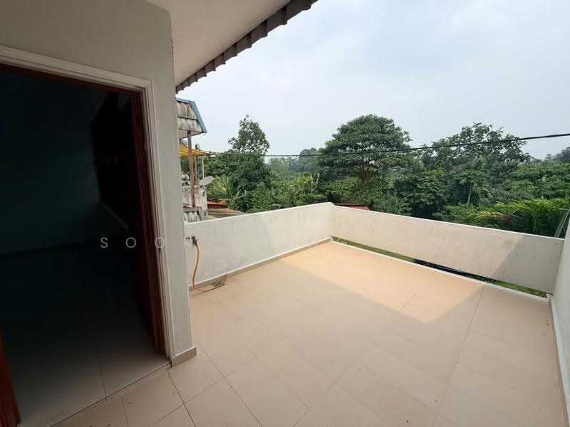 Rumah Berkembar untuk Dijual di Taman Desa Ros (Kajang) - Soon Sheng Law - Balcony - PropertyGuru.com.my