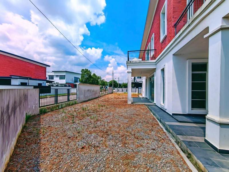 2-storey Terraced House for Sale in Bandar Indahpura (Kulai) - Khor Soo Ling - Exterior - PropertyGuru.com.my