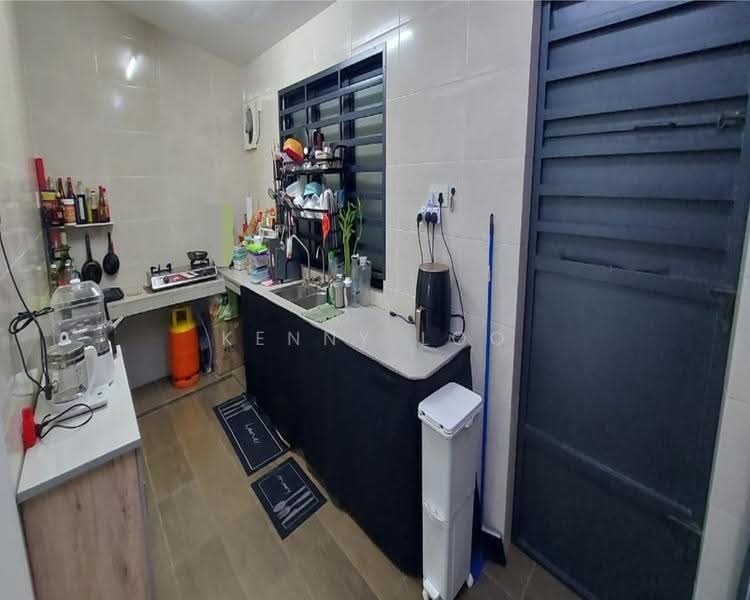 Rumah Teres 1.5-Tingkat untuk Disewa di Seri Kuantan (Kuantan) - Kenny Loo - Kitchen - PropertyGuru.com.my