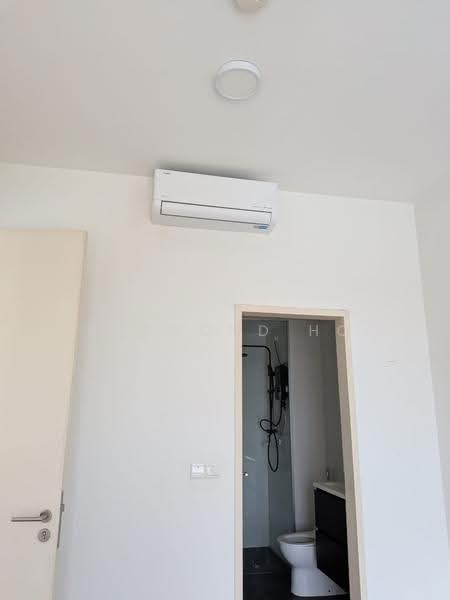 Kediaman Servis untuk Disewa di SqWhere Service Apartments - Raymond Ho - Bathroom - PropertyGuru.com.my