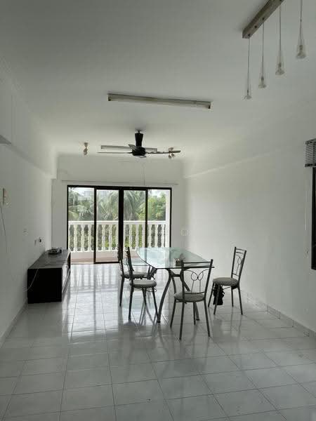 Kondominium untuk Disewa di Menara Greenview - CC Ooi - Dining Room - PropertyGuru.com.my