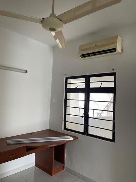 Kondominium untuk Disewa di Menara Greenview - CC Ooi - Study - PropertyGuru.com.my