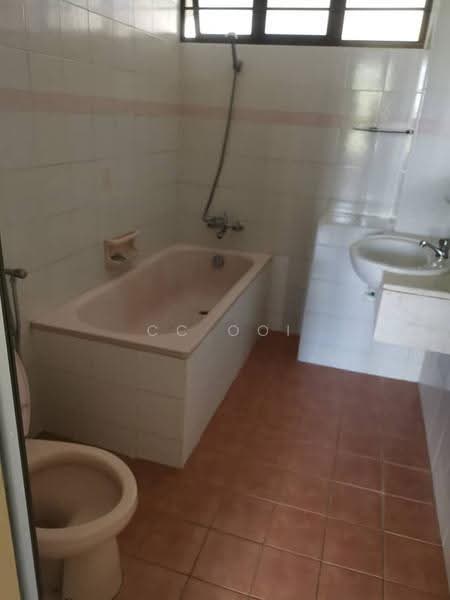 Kondominium untuk Disewa di Menara Greenview - CC Ooi - Bathroom - PropertyGuru.com.my