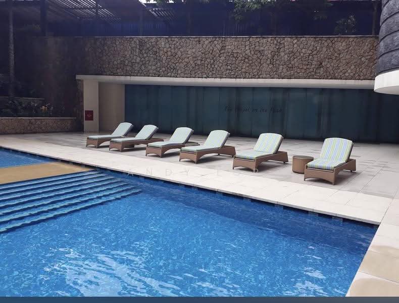 Kondominium untuk Disewa di The Binjai on the Park - Andy Lor - Pool - PropertyGuru.com.my