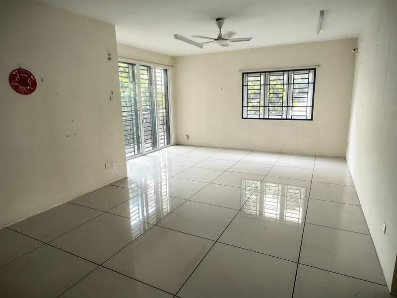 Apartment for Rent at Larkin Residence (Phase Three) - Alice Chia - Living Room - PropertyGuru.com.my