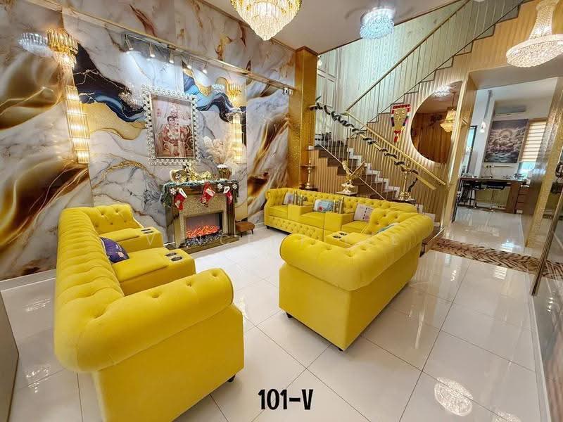 Bungalow House for Sale in Taman Puncak Alam (Puncak Alam) - Vincent Lee - Living Room - PropertyGuru.com.my