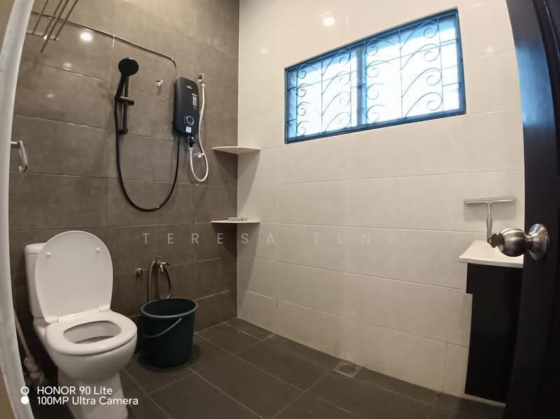 Rumah Banglo untuk Disewa di Taman Melawis (Klang) - Teresa Teng - Bathroom - PropertyGuru.com.my
