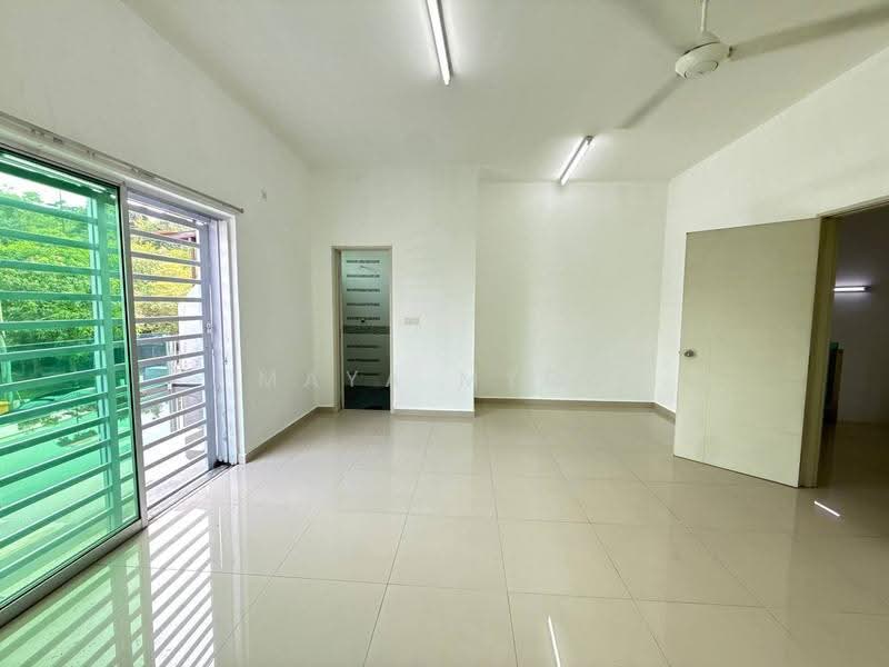 2-storey Terraced House for Sale in Labu (Negeri Sembilan) - Maya Myra - Living Room - PropertyGuru.com.my