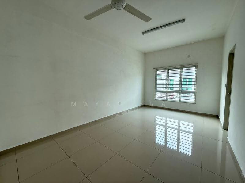 2-storey Terraced House for Sale in Labu (Negeri Sembilan) - Maya Myra - Living Room - PropertyGuru.com.my