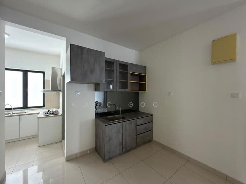Condominium for Sale at Vila Vista - Hugo Gooi - Kitchen - PropertyGuru.com.my