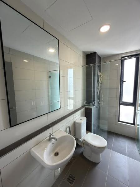 Condominium for Sale at Vila Vista - Hugo Gooi - Bathroom - PropertyGuru.com.my