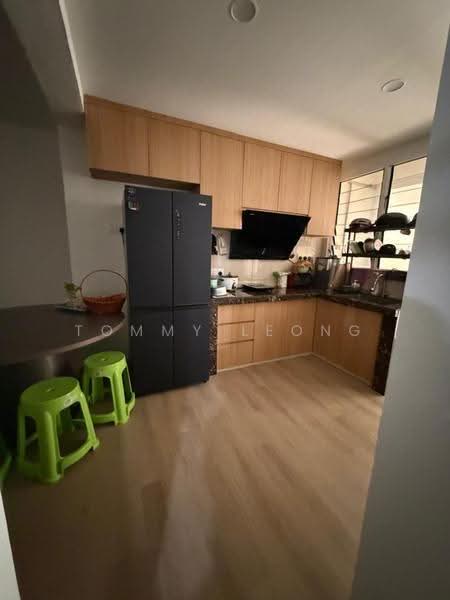 Condominium for Rent at Gurney Park Condominium - Tommy Leong - Kitchen - PropertyGuru.com.my
