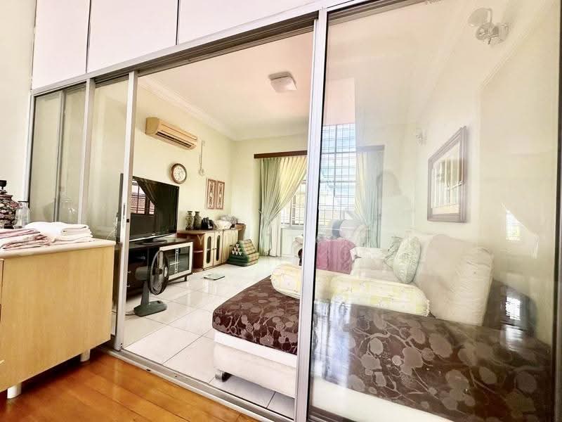 Bungalow House for Sale in Taman Bukit Rinting (Masai) - Yik Tat - Living Room - PropertyGuru.com.my