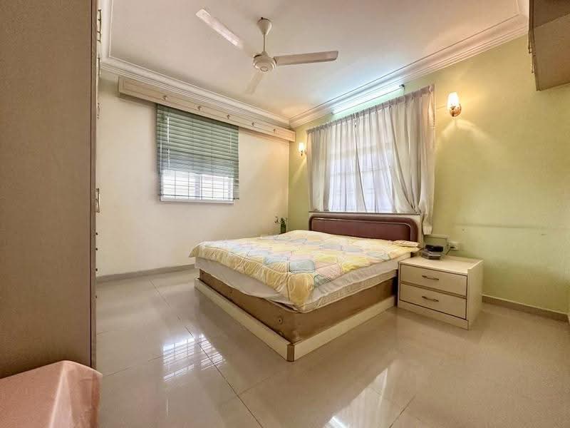 Bungalow House for Sale in Taman Bukit Rinting (Masai) - Yik Tat - Bedroom - PropertyGuru.com.my