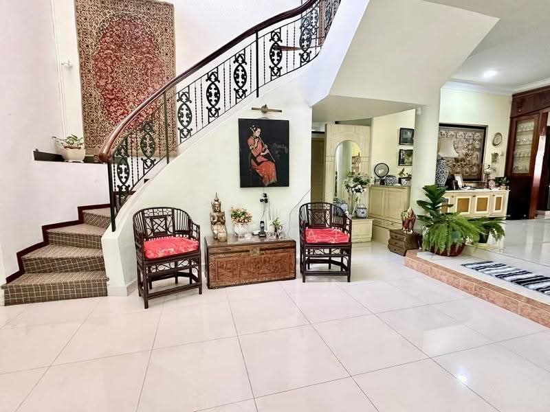 Bungalow House for Sale in Taman Bukit Rinting (Masai) - Yik Tat - Living Room - PropertyGuru.com.my