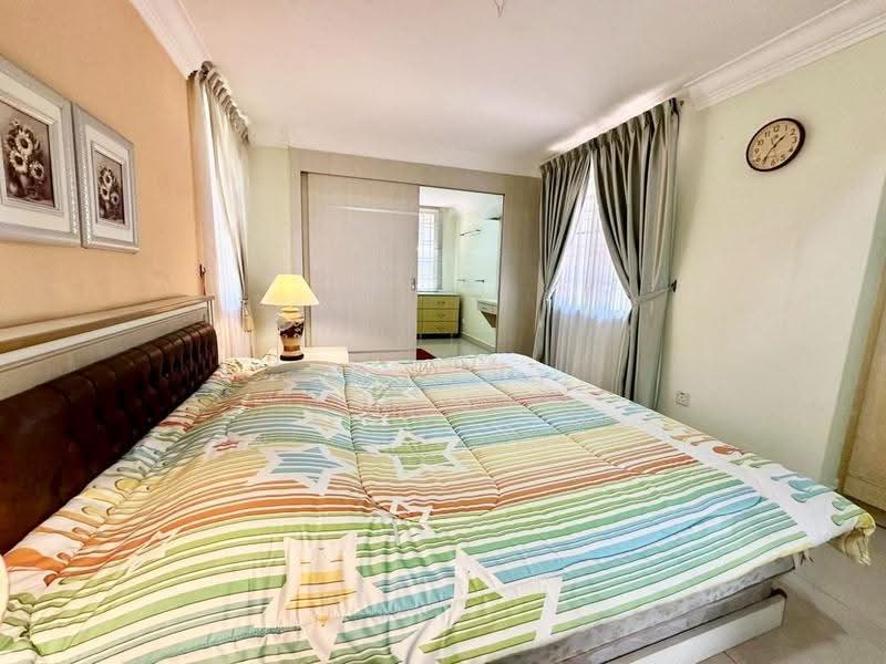 Bungalow House for Sale in Taman Bukit Rinting (Masai) - Yik Tat - Bedroom - PropertyGuru.com.my